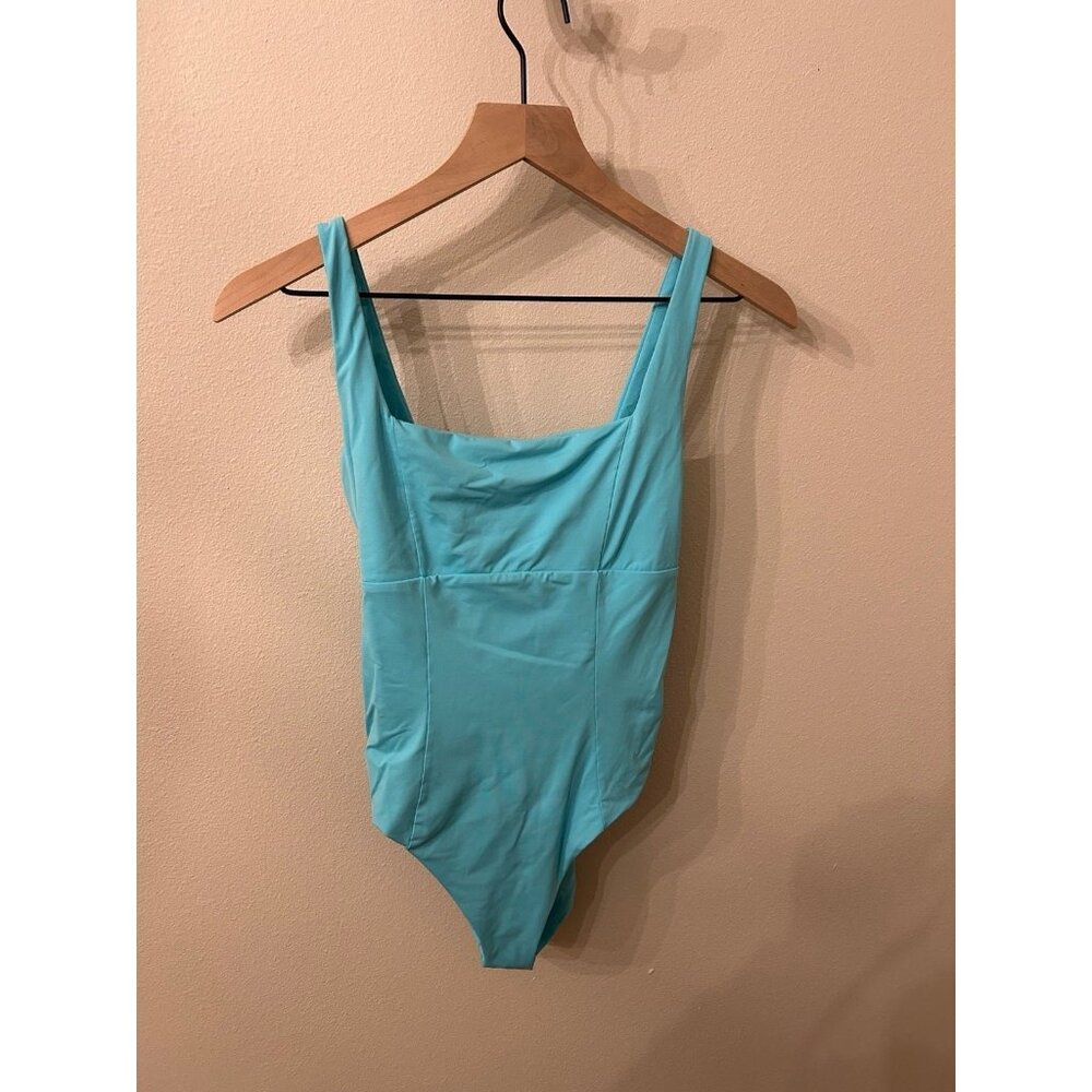 Becca Swimsuit size L‎